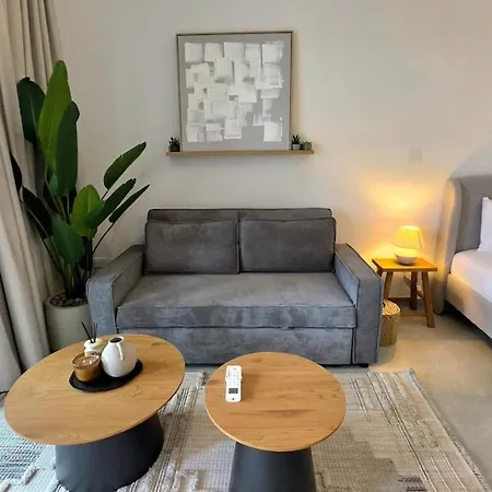 Thalassa Residences Executive 公寓 *
